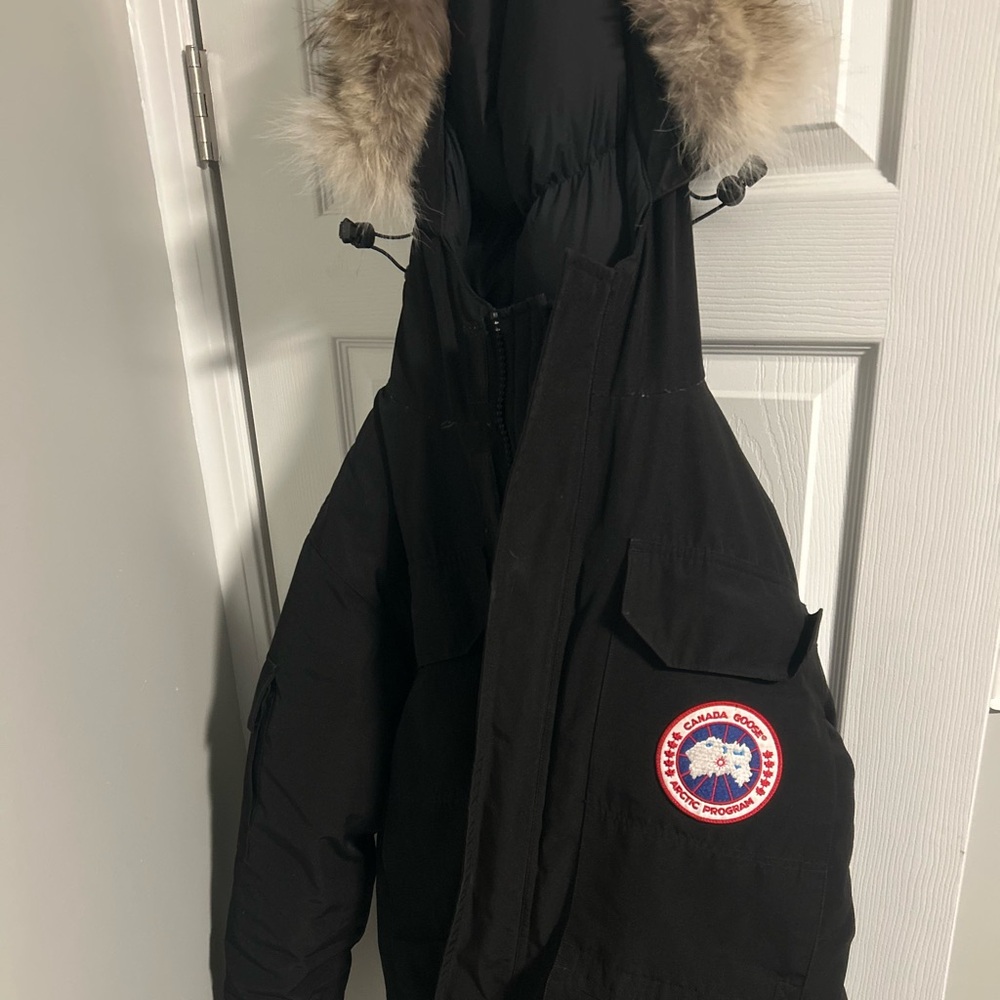 Black canada goose coat